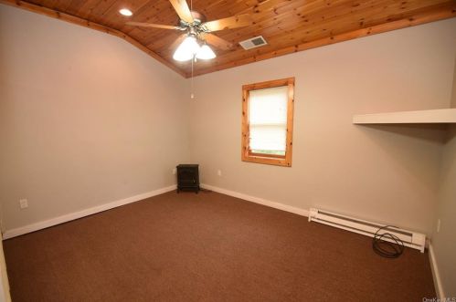 56 Floradan Rd, Tompkins Corners NY  10579-3032 exterior