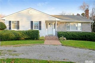 130 Colonial Rd, Southold, NY 11971-3722
