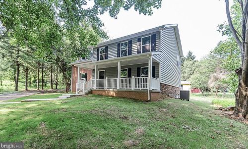 98 Willowdale Dr, Shepherdstown, WV 25443-3515