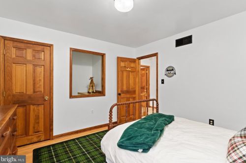 63 Fairway Dr, Camp Hill PA  17011-2065 exterior