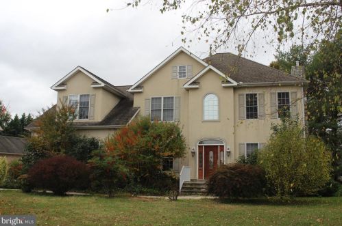 40 Mapledale Rd, Dover, DE 19904-7104