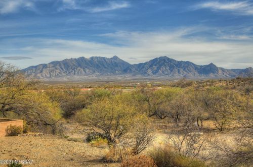 2851 Calle Ibanez, Green Valley, AZ 85622-8413