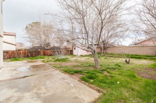 44920 Calston Ave, Lancaster CA  93535-1105 exterior