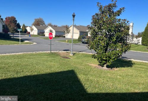 519 Fox Den Ct, Glen Mills, PA 19342-2225