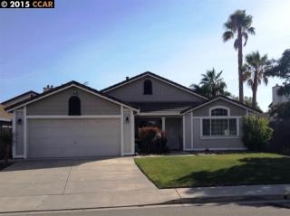 587 Hacienda Dr, Oakley, CA 94561-4203