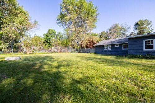 28 Talcott Rd, Glastonbury CT  06033-2919 exterior