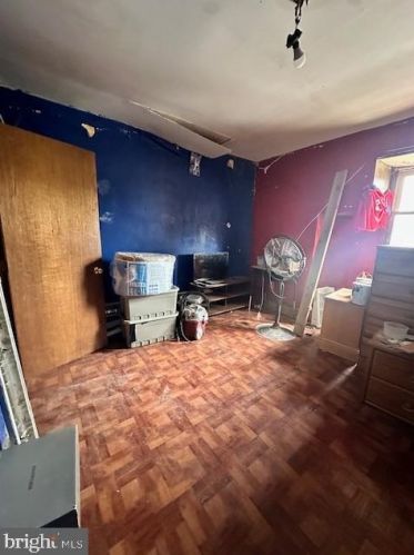 902 Chelten Ave, Philadelphia PA 19138-1714 exterior