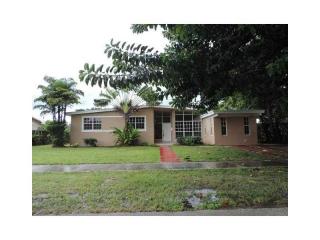 8520 27th St, Miami, FL 33155-2304