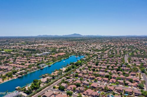 1048 Chilton Ave, Gilbert AZ 85233-4603 exterior