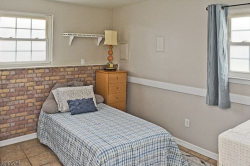 130 College View Dr, Hackettstown NJ  07840-1022 exterior