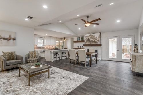 1306 Glen Cove Dr, Richardson, TX 75080-3727