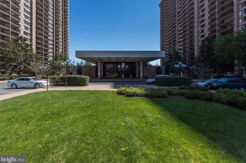 3705 George Mason Dr, Falls Church VA  22041-3759 exterior
