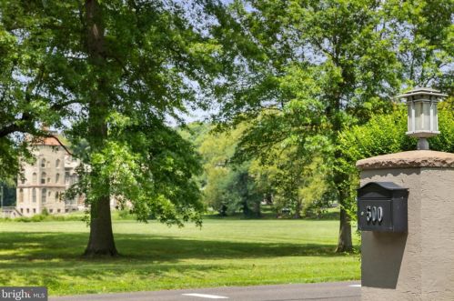 500 Court St, Gardenville PA  18901-4422 exterior