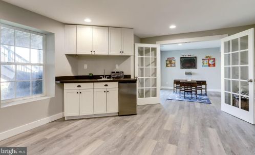 13495 Eagles Rest Dr, Leesburg VA 20176-5035 exterior