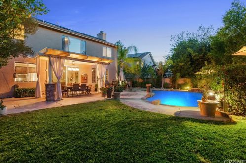 23205 Sageview Ct, Santa Clarita, CA 91354-1456