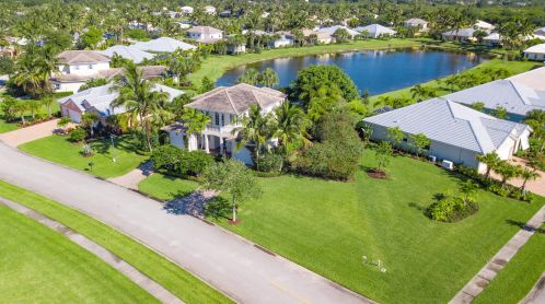 6520 Martinique Way, Vero Beach FL  32967-7575 exterior
