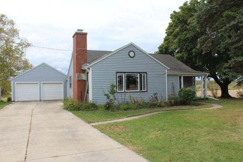 2929 Sherman Rd, Jackson, WI 53037-9779