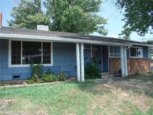 2232 Las Plumas Ave, Oroville, CA 95966-6978