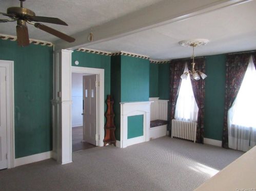 18 Main St, Port Jervis NY  12771-2111 exterior