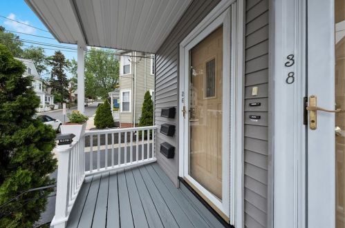 36 Lambert Ave, Chelsea MA  02150-1304 exterior