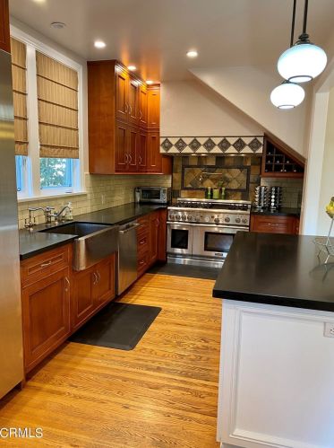 1205 Oak St, South Pasadena CA  91030-4416 exterior