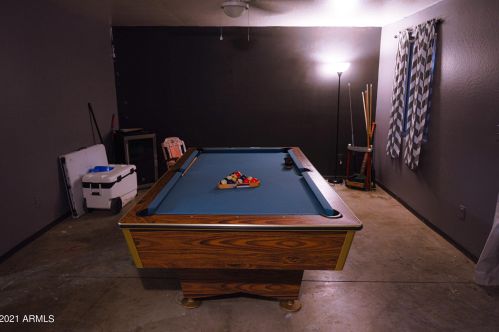 1809 51 Dr, Phoenix AZ 85035-1901 exterior