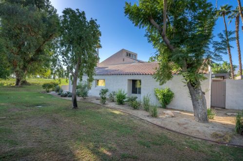 35054 Mission Hills Dr, Rancho Mirage CA  92270-1323 exterior