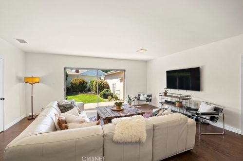 15109 Doty Ave, Lawndale CA  90260-2319 exterior