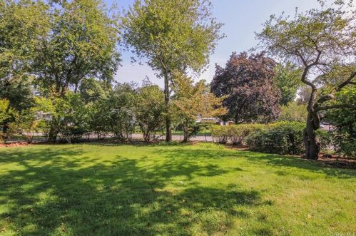 112 Kingsbury Rd, New Rochelle NY  10804-4310 exterior