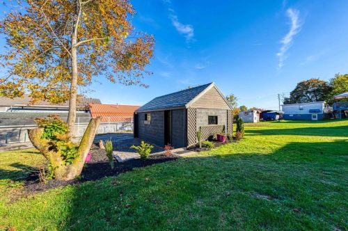 3710 3rd Ave, Beaver Falls PA  15010-1902 exterior