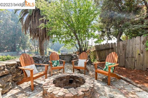 2400 Eunice St, Berkeley CA  94708-1645 exterior