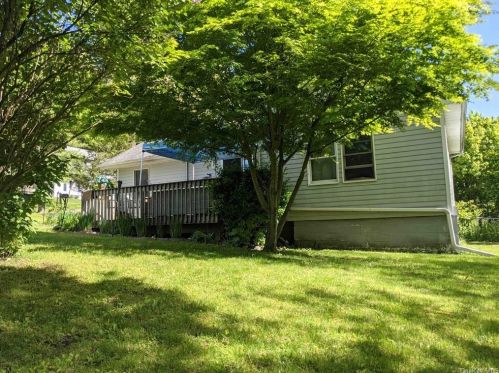 5 Forest Ln, Yorktown Hgts NY  10598-6507 exterior