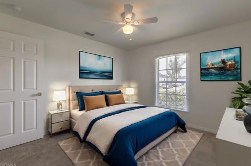 2822 10 Ter, Cape Coral FL  33993-5702 exterior