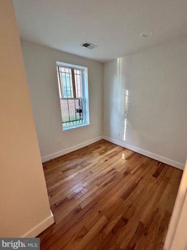 58 Galveston Pl, Washington DC  20032-2049 exterior