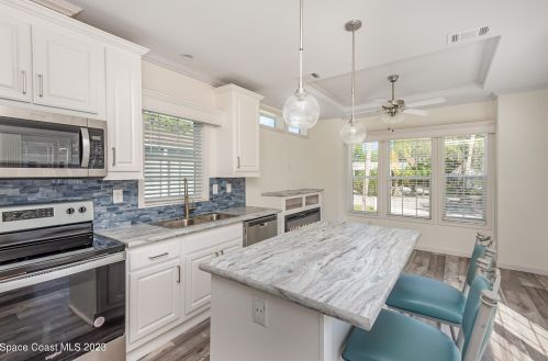 503 Lake Dr, Titusville FL  32780-2535 exterior