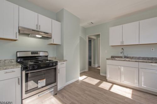 1220 3rd St, Plainfield NJ 07062-1545 exterior