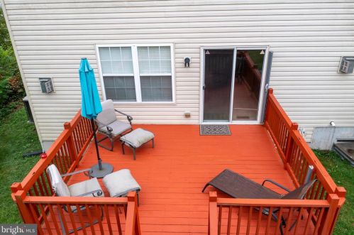 56 Green View Dr, Pottstown PA  19464-7501 exterior