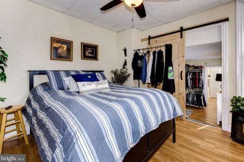 414 Monmouth St, Gloucester NJ  08030-1722 exterior