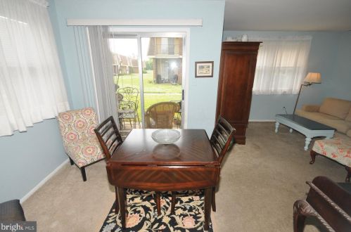 34 Florence Tollgate Pl, Florence NJ exterior