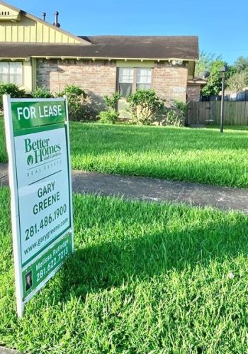 10422 Belfast Rd, Morgans Point TX  77571-4208 exterior