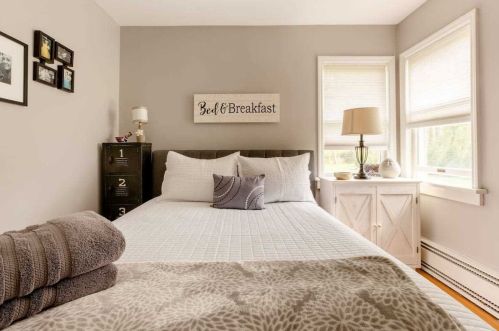 72 Maple Ave, Fishkill NY  12524-2213 exterior