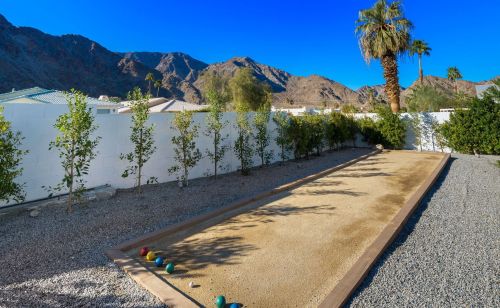 52190 Avenida Diaz, La Quinta CA  92253-3226 exterior