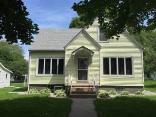 805 Nebraska Ave, Essex, IA 51638-8036