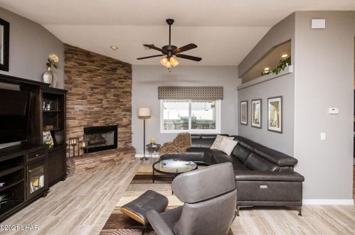 415 Snowbird Ln, Lake Havasu City AZ  86403-4952 exterior