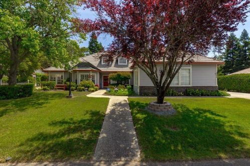 5844 Mareta Ln, Loomis, CA 95650-9523