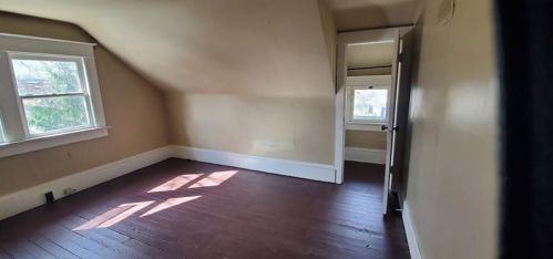 5 Laurel Ave, New Castle PA  16101-2353 exterior