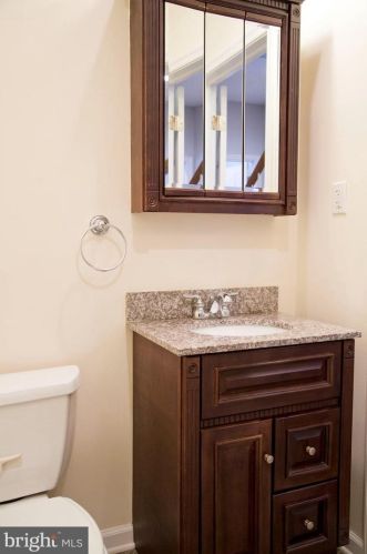 726 24 St, Philadelphia PA 19146-2540 exterior