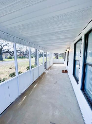212 Evans St, Boyd, TX 76023-3100