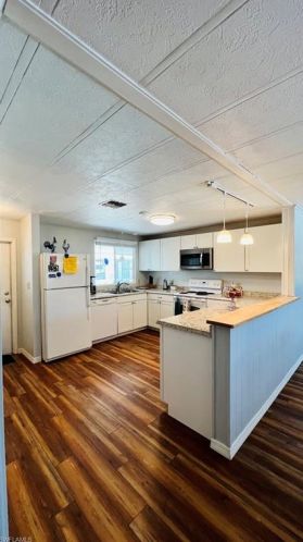 11931 Monaco Ln, Bonita Springs, FL 34135-7108