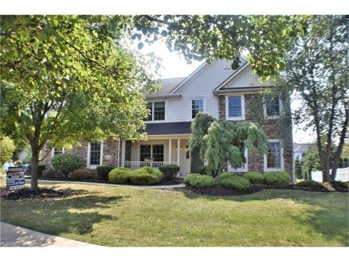 22153 Northwood Trl, Cleveland OH  44149-2869 exterior